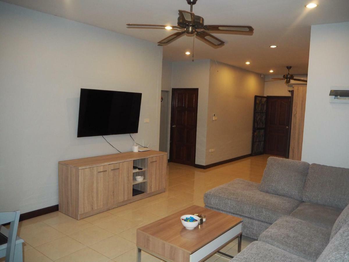 צ'אלונג Beautiful 3 Bedroom Garden Villa מראה חיצוני תמונה