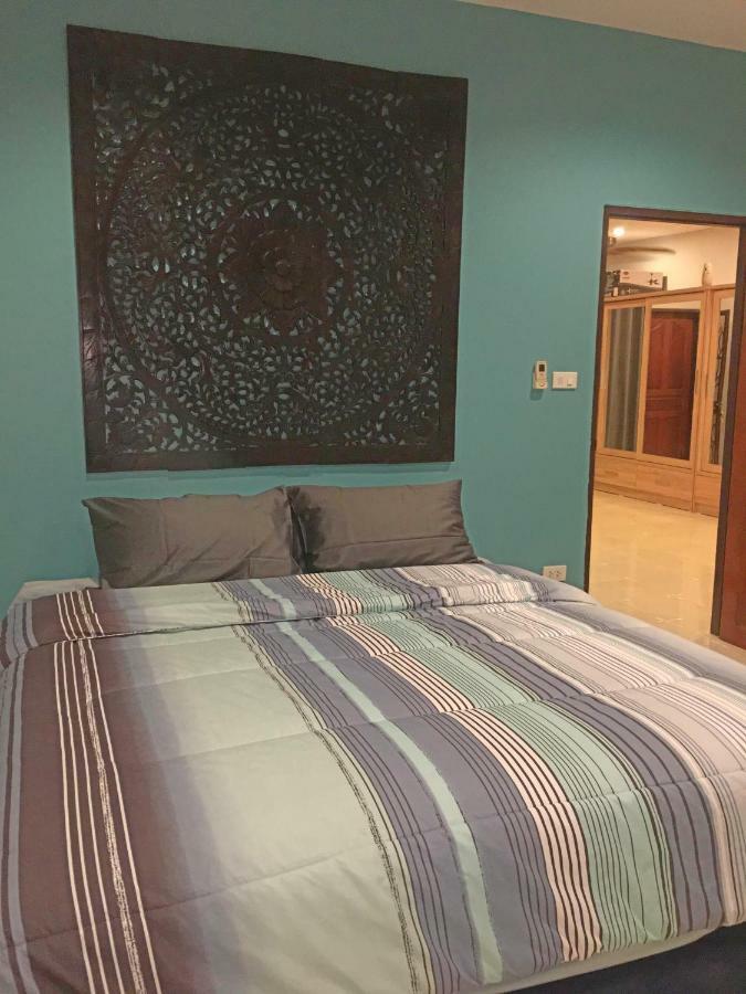 צ'אלונג Beautiful 3 Bedroom Garden Villa מראה חיצוני תמונה